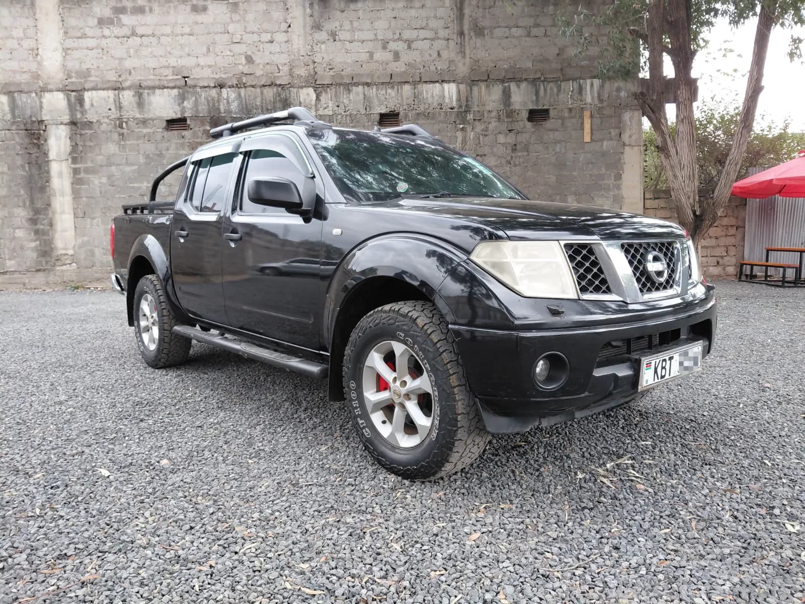 2005 Nissan Navara