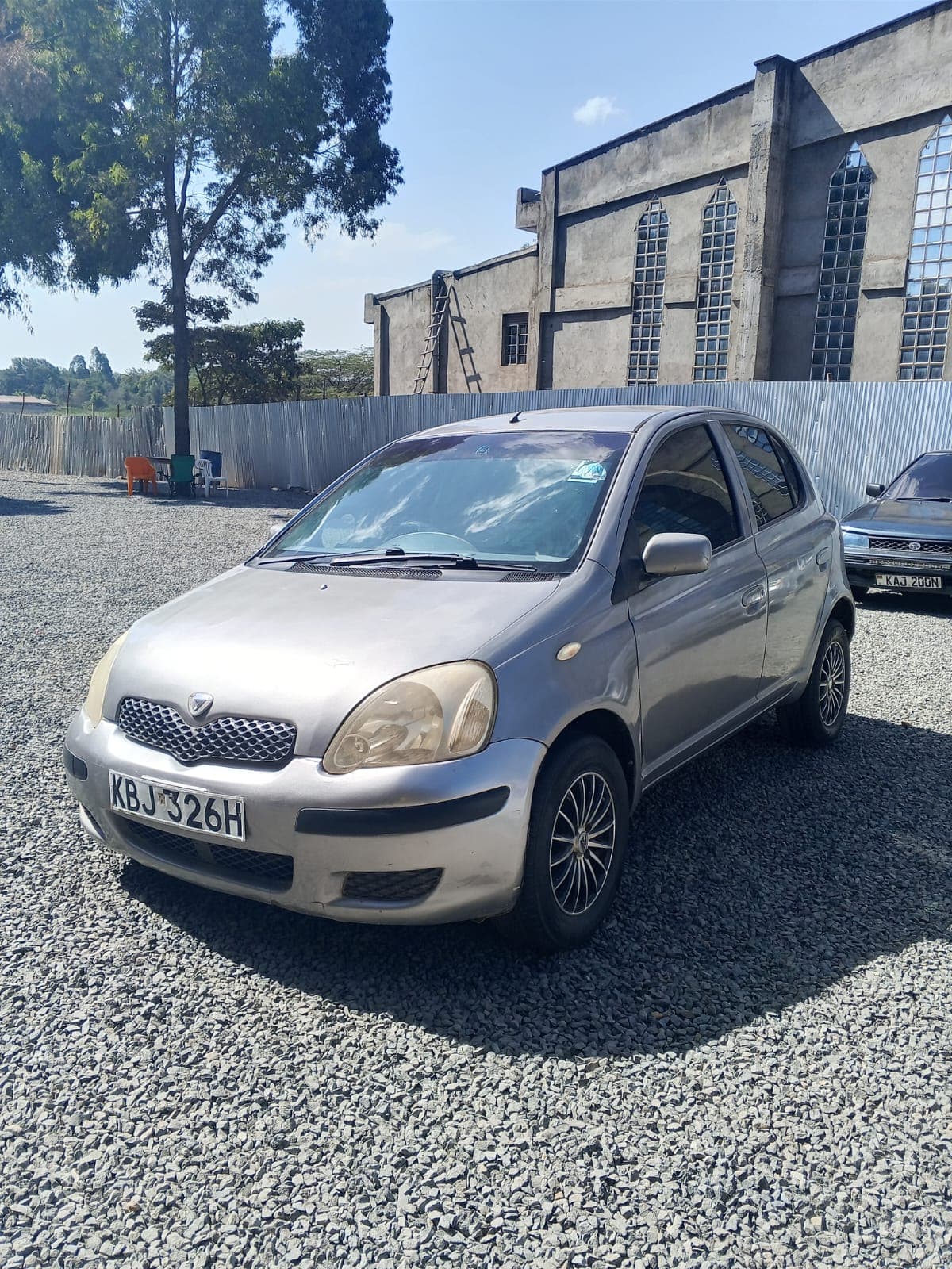 2002 Toyota Vitz